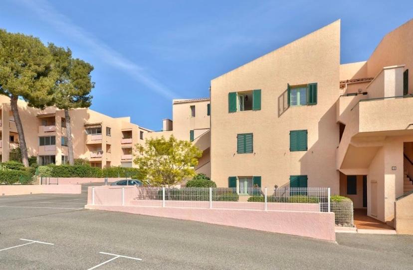Studio Avec Piscines A 500M De La Plage Bandol Buitenkant foto